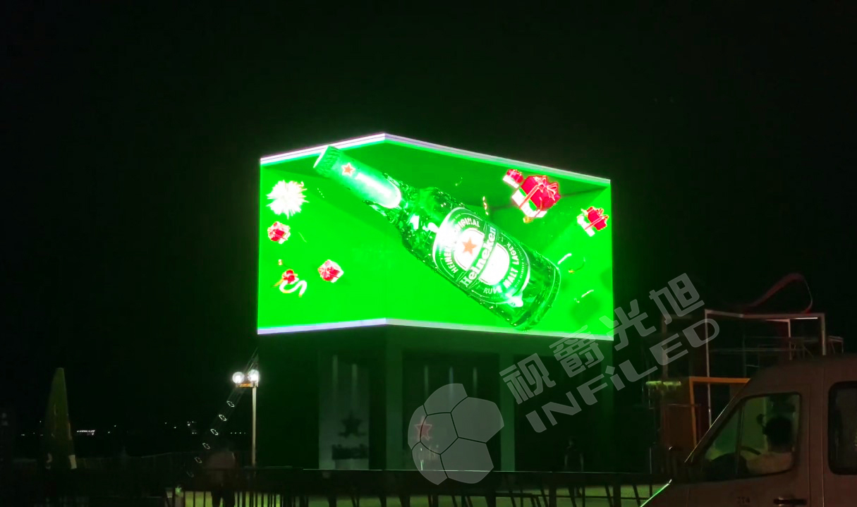 視爵光旭裸眼3D顯示屏驚艷亮相越南某廣場(chǎng)